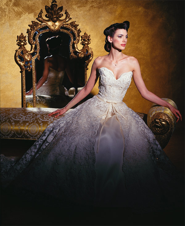 فساتين زفاف فستان زفاف رقم38 Size:213.30 Kb Dim: 600 x 733 Size: Kb Dim: x