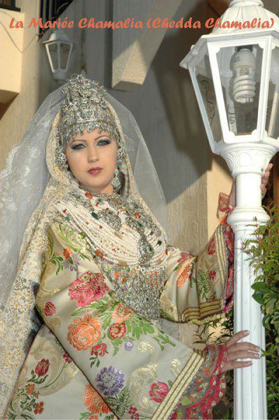 فساتين زفاف فساتين زفاف5 Size:57.30 Kb Dim: 400 x 601 Size: Kb Dim: x