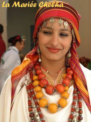 فساتين زفاف فساتين زفاف3 Size:28.80 Kb Dim: 300 x 400 Size: Kb Dim: x