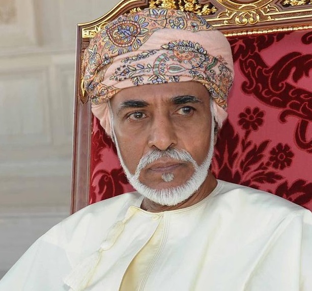 صور متنوعة ومميزة لجلالته السلطان قابوس Sultan Qaboos Size:117.50 Kb Dim: 613 x 571 Size: Kb Dim: x