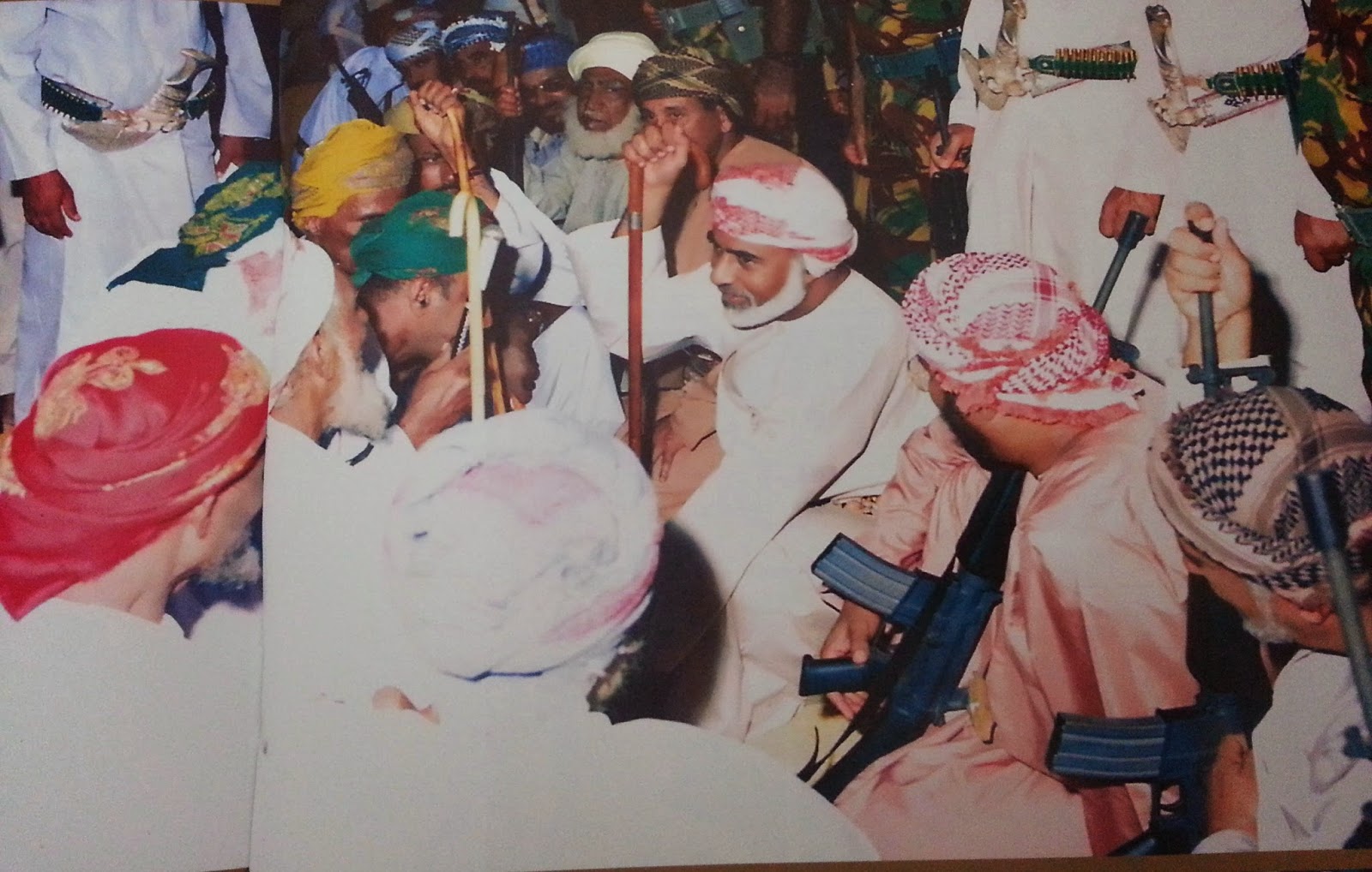 صور متنوعة ومميزة لجلالته السلطان قابوس Sultan Qaboos Size:244.40 Kb Dim: 1600 x 1018 Size: Kb Dim: x