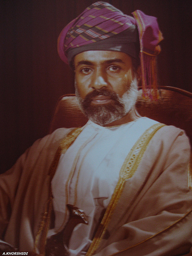 صور متنوعة ومميزة لجلالته السلطان قابوس Sultan Qaboos Size:114.60 Kb Dim: 375 x 500 Size: Kb Dim: x