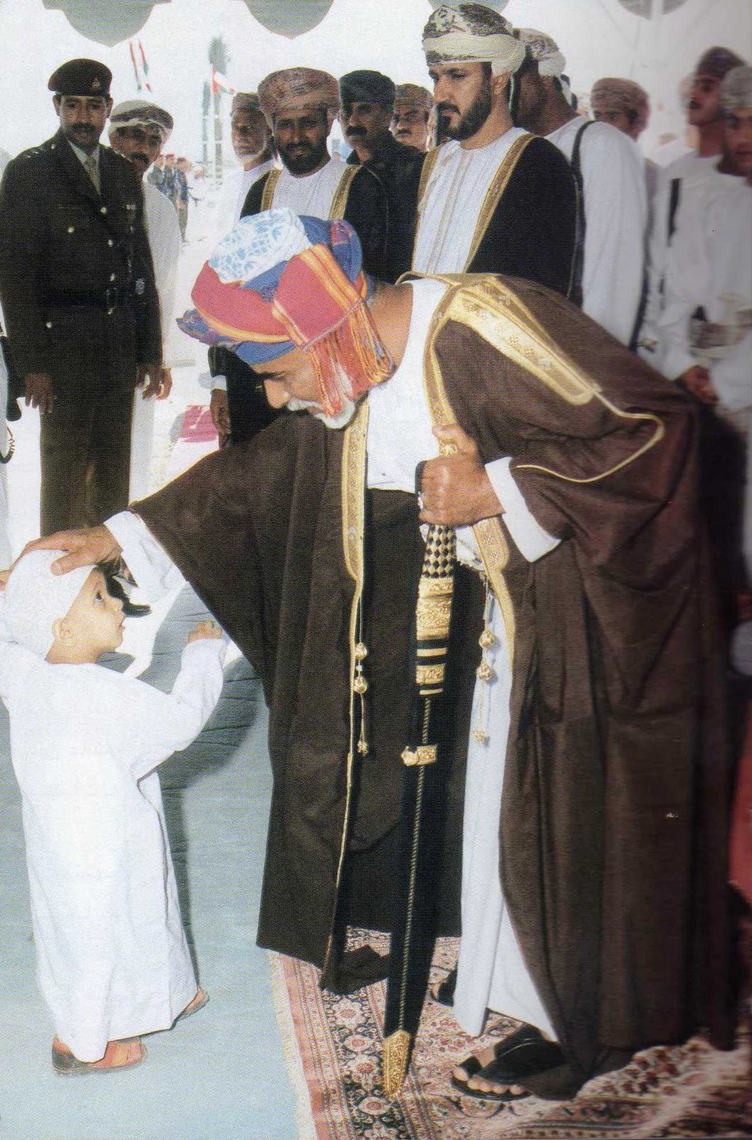 صور متنوعة ومميزة لجلالته السلطان قابوس Sultan Qaboos Size:506.00 Kb Dim: 1056 x 1600 Size: Kb Dim: x