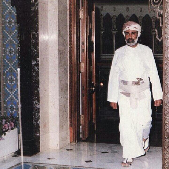 صور متنوعة ومميزة لجلالته السلطان قابوس بن سعيد Size:78.90 Kb Dim: 720 x 720 Size: Kb Dim: x