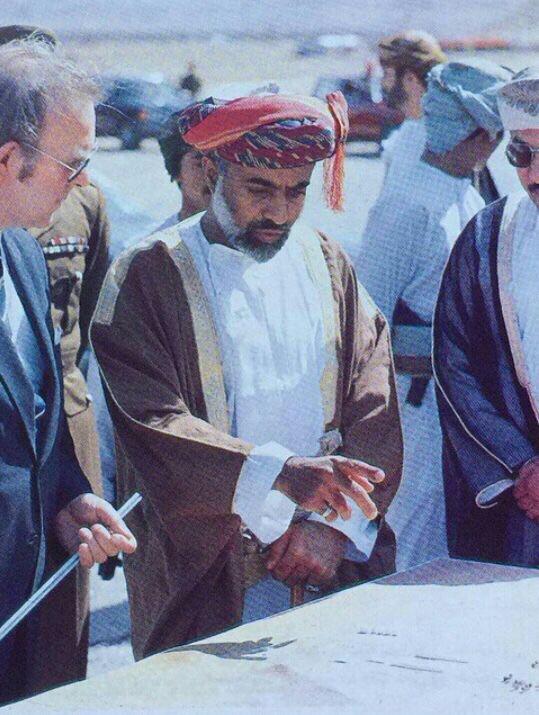 صور متنوعة ومميزة لجلالته السلطان قابوس Size:72.70 Kb Dim: 539 x 715 Size: Kb Dim: x