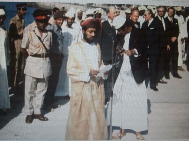 صور متنوعة ومميزة لجلالته السلطان قابوس Size:93.30 Kb Dim: 612 x 457 Size: Kb Dim: x
