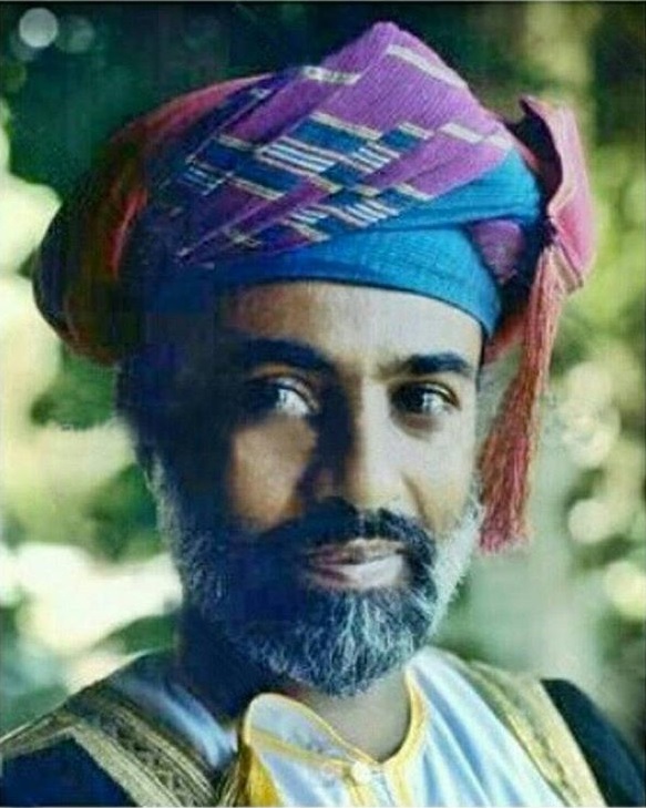 صور متنوعة ومميزة لجلالته السلطان قابوس Size:120.10 Kb Dim: 583 x 729 Size: Kb Dim: x