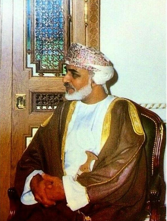 صور متنوعة ومميزة لجلالته السلطان قابوس Size:761.10 Kb Dim: 561 x 743 Size: Kb Dim: x