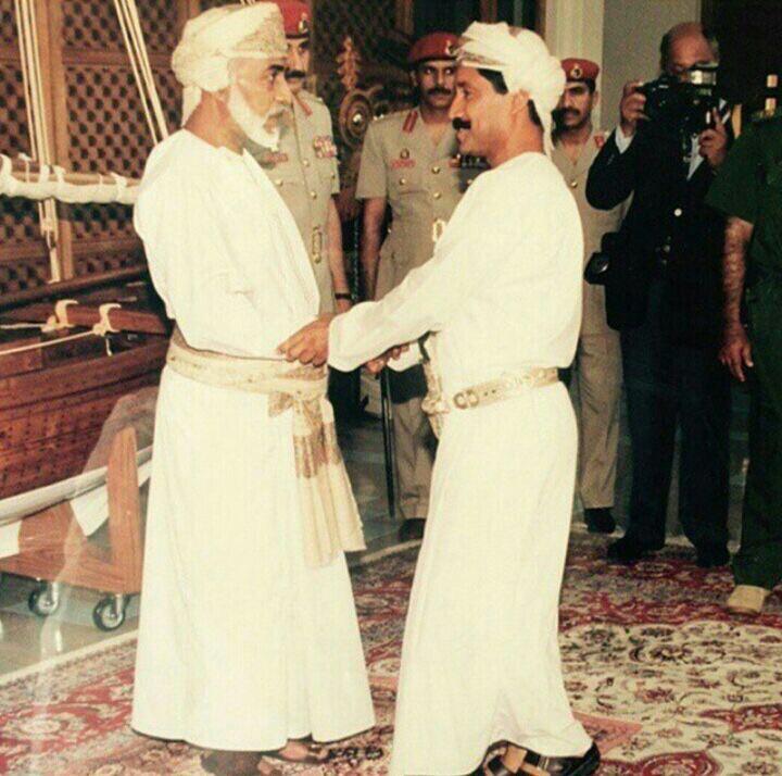 صور متنوعة ومميزة لجلالته السلطان قابوس Qaboos Size:93.10 Kb Dim: 720 x 714 Size: Kb Dim: x