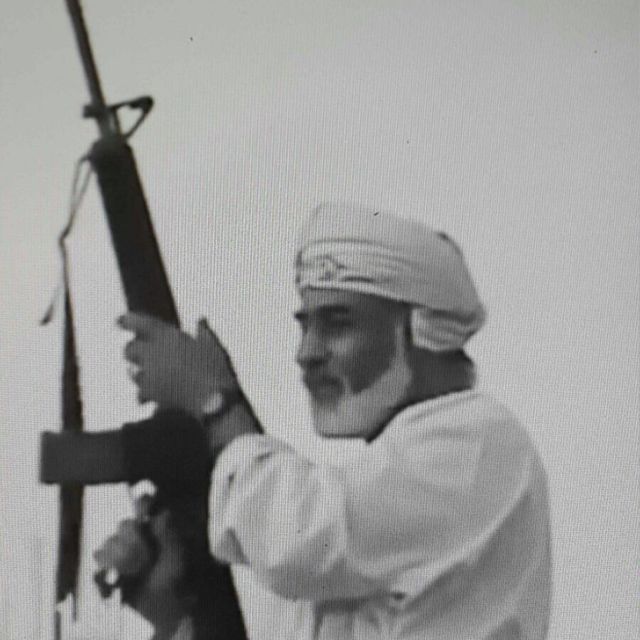 صور متنوعة ومميزة لجلالته السلطان قابوس Qaboos Size:62.70 Kb Dim: 640 x 640 Size: Kb Dim: x