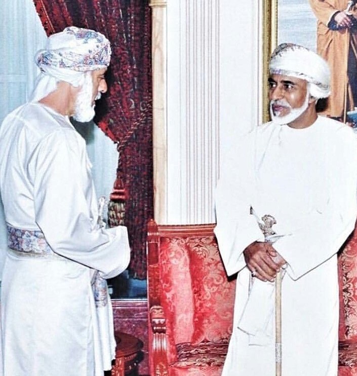 صور متنوعة ومميزة لجلالته السلطان قابوس Qaboos Size:154.30 Kb Dim: 705 x 742 Size: Kb Dim: x