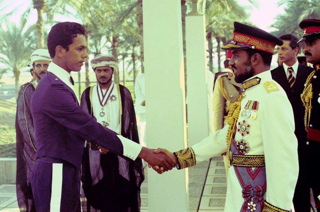 صور متنوعة ومميزة لجلالته السلطان قابوس Qaboos Size:113.20 Kb Dim: 1035 x 687 Size: Kb Dim: x