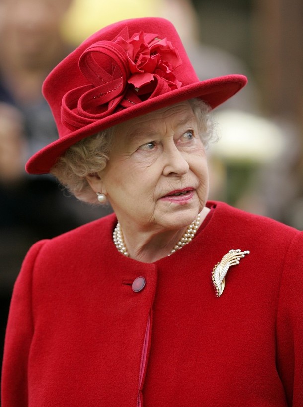 ملوك وسلاطين Queen Elizabeth Size:97.00 Kb Dim: 610 x 819 Size: Kb Dim: x