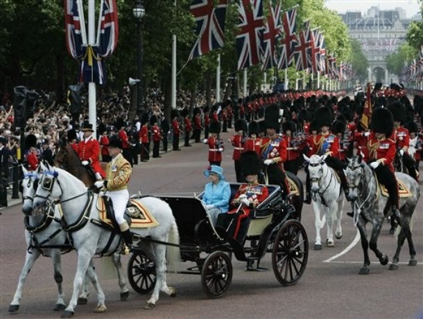 ملوك وسلاطين Queen Elizabeth Size:102.80 Kb Dim: 610 x 461 Size: Kb Dim: x