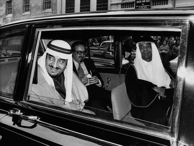 http://www.majalisna.com/gallery/20/20_3431_1067534742.jpg لندن ، October 1975