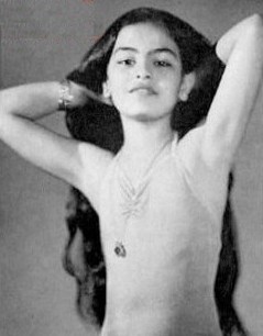 الممثلين والفنانين العرب شريهان Size:17.30 Kb Dim: 239 x 306 Size: Kb Dim: x