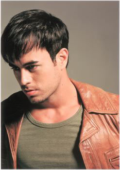 الممثلين والفنانين الغرب Enrique Iglesias Size:19.20 Kb Dim: 247 x 350 Size: Kb Dim: x
