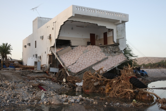 صور متنوعة صور من الدمار الذي اصاب قريات5 Size:155.30 Kb Dim: 640 x 427 Size: Kb Dim: x