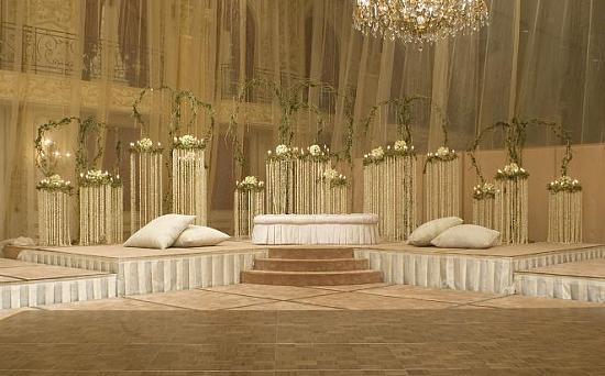 صالات وكوش أفراح صالات وكوش أفراح Size:36.50 Kb Dim: 550 x 342 Size: Kb Dim: x