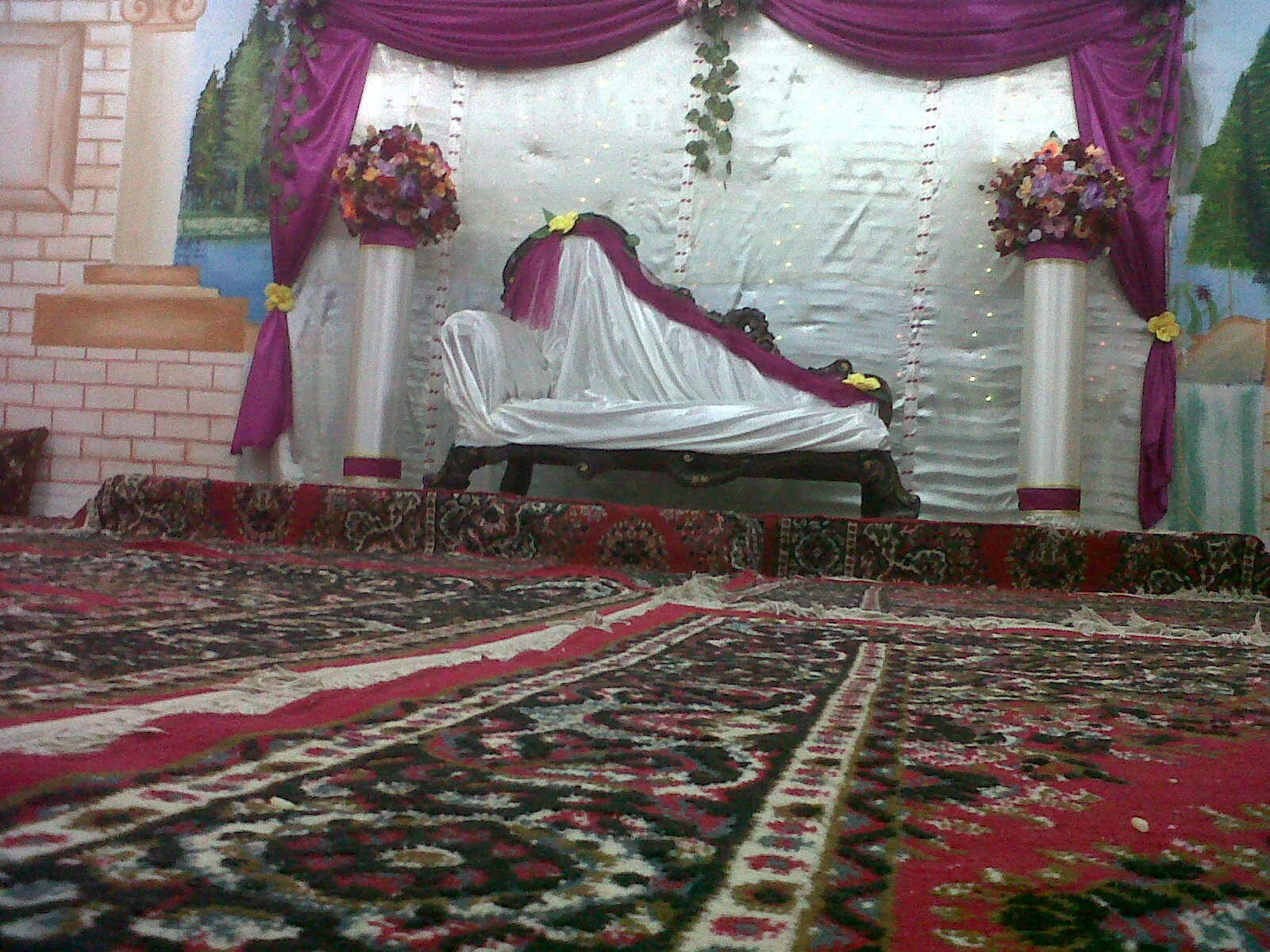 صالات وكوش أفراح صالات وكوش أفراح Size:549.60 Kb Dim: 1600 x 1200 Size: Kb Dim: x