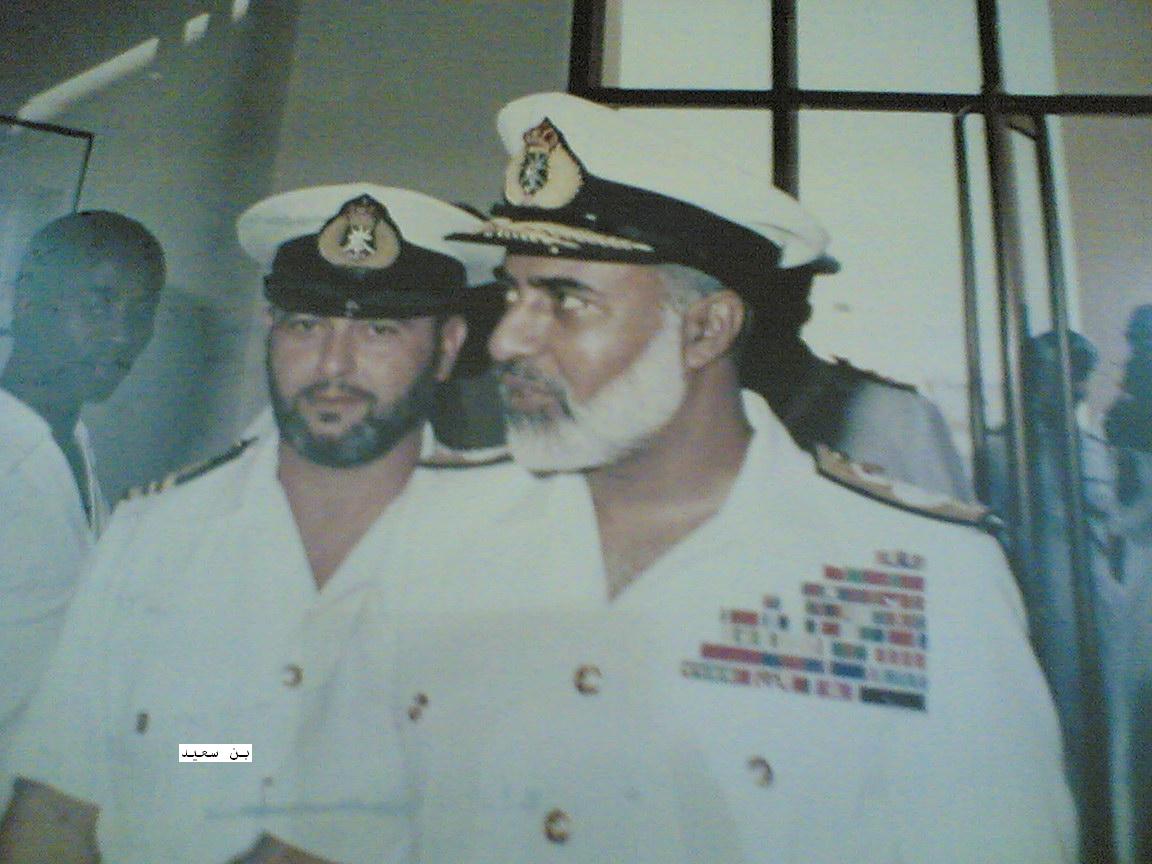 قابوس بالزي العسكري صاحب الجلاله Size:108.60 Kb Dim: 1152 x 864 Size: Kb Dim: x