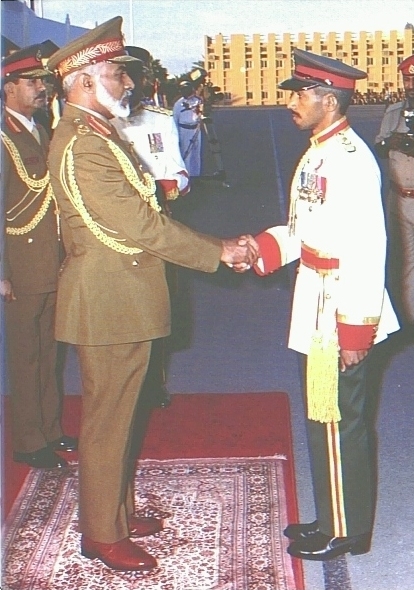 قابوس بالزي العسكري السلطان قابوس Size:192.10 Kb Dim: 414 x 590 Size: Kb Dim: x