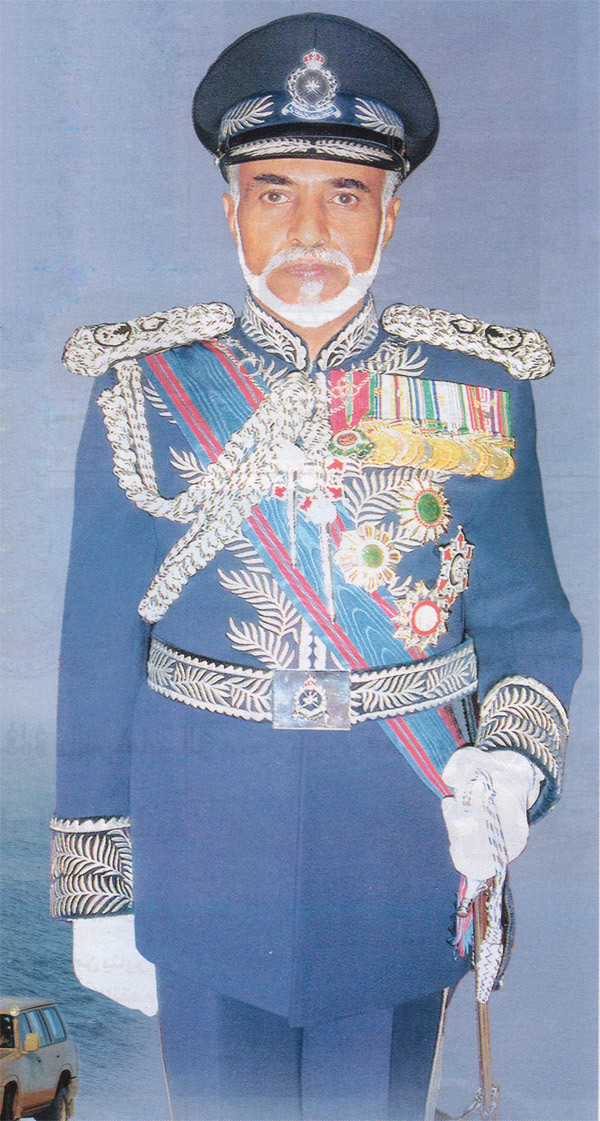 قابوس بالزي العسكري السلطان قابوس المعظم Size:283.60 Kb Dim: 600 x 1121 Size: Kb Dim: x