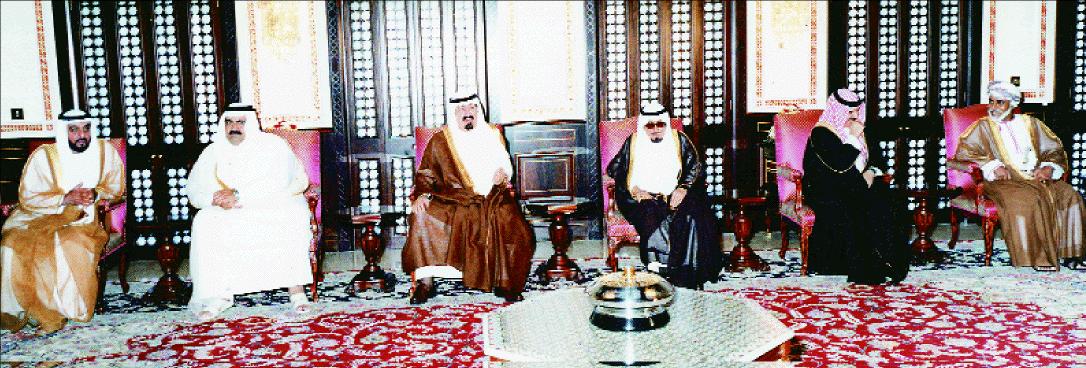 قابوس مع الحكام والشخصيات السلطان قابوس Size:129.90 Kb Dim: 1086 x 368 Size: Kb Dim: x