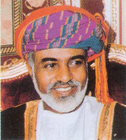 قابوس بالزي الرسمي السلطان قابوس Size:64.40 Kb Dim: 500 x 554 Size: Kb Dim: x