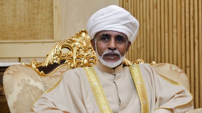 قابوس بالزي الرسمي السلطان قابوس Sultan Qaboos Size:39.20 Kb Dim: 650 x 365 Size: Kb Dim: x