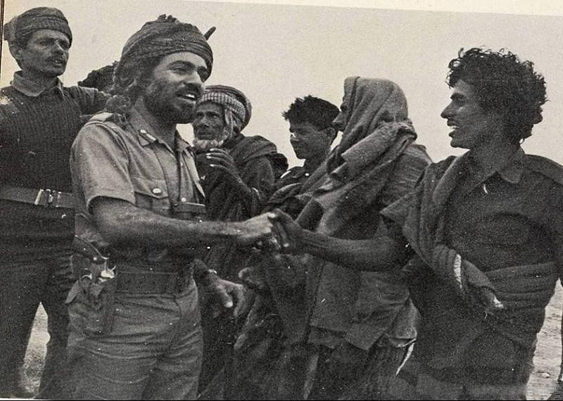 صور قديمة ونادرة لجلالته السلطان قابوس Sultan Qaboos Size:175.00 Kb Dim: 800 x 570 Size: Kb Dim: x
