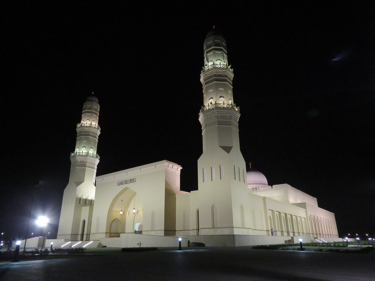 ولاية شناص جامع السلطان قابوس بولاية شناص Size:72.38 Kb Dim: 1280 x 960 Size: Kb Dim: x