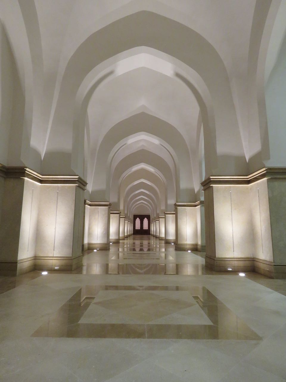 ولاية شناص جامع السلطان قابوس بولاية شناص Size:81.00 Kb Dim: 960 x 1280 Size: Kb Dim: x