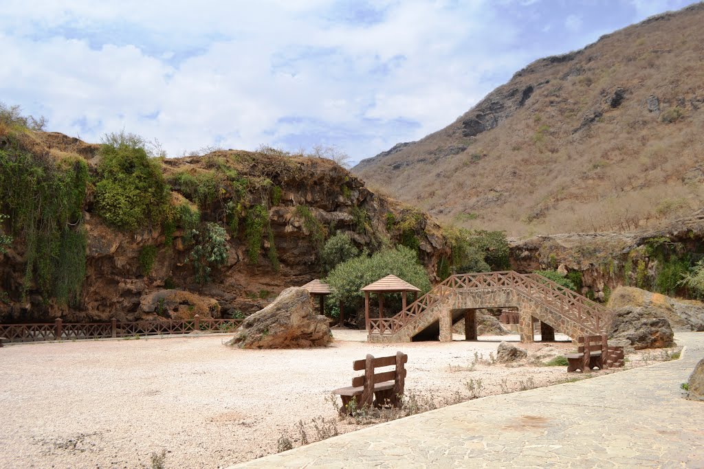 ولاية صلالة عين جرزيز Size:154.60 Kb Dim: 1024 x 683 Size: Kb Dim: x