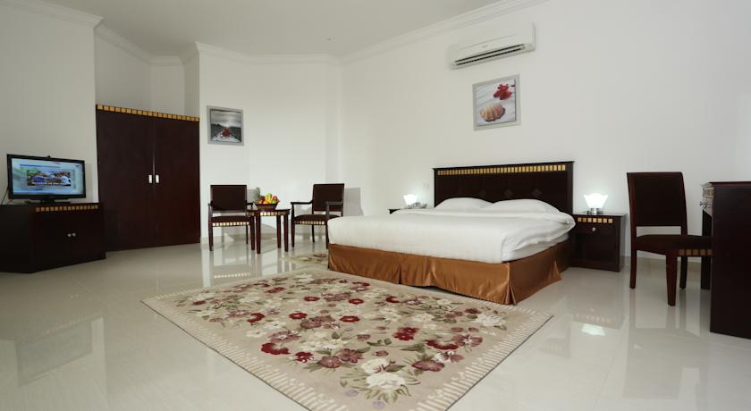 ولاية صلالة منتجع الشاطئ بصلالة Size:35.0 Kb Dim: 840 x 460 Size: Kb Dim: x