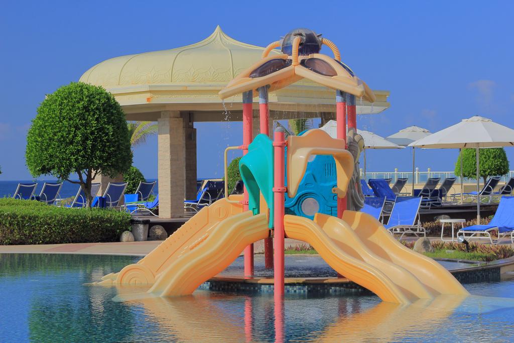 ولاية صلالة منتجع مرباط ماريوت Size:104.50 Kb Dim: 1024 x 683 Size: Kb Dim: x