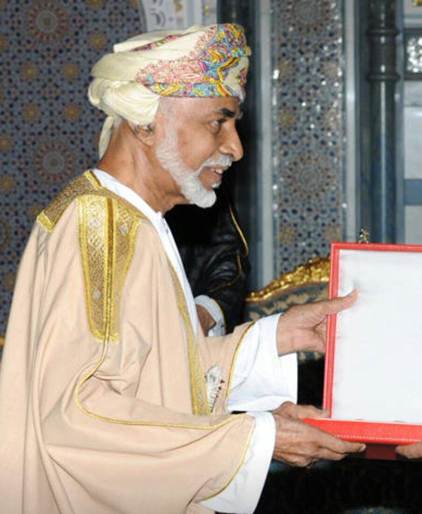 أحدث الصور للسلطان قابوس لعام 2015 جلالة السلطان قابوس Size:75.20 Kb Dim: 599 x 730 Size: Kb Dim: x