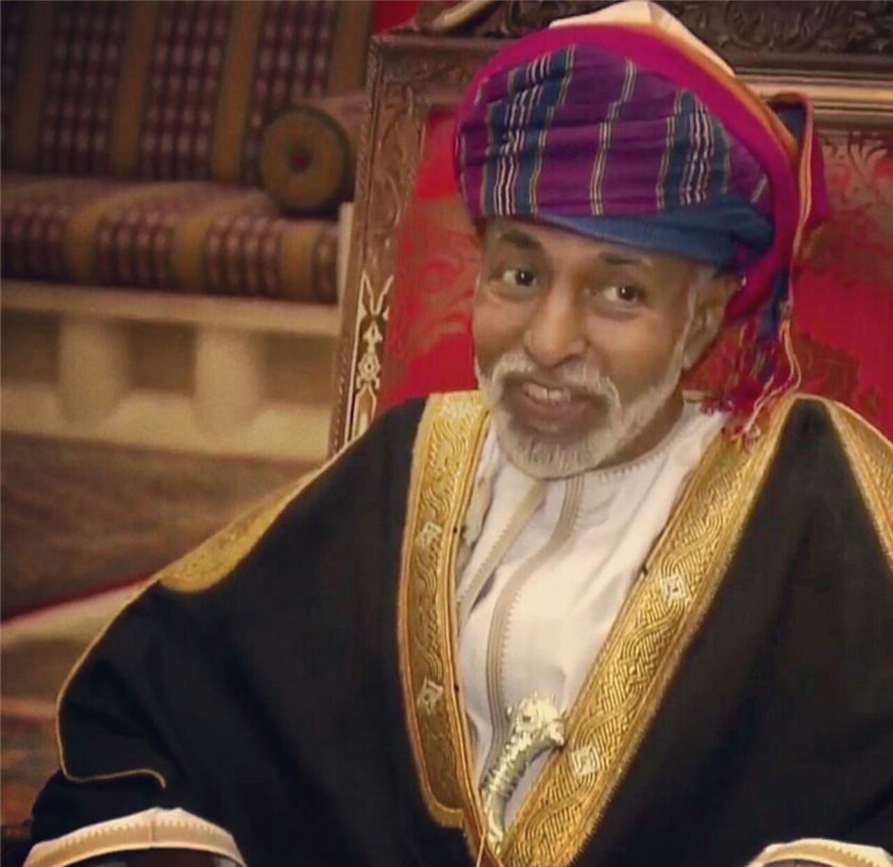 أحدث الصور للسلطان قابوس لعام 2016 السلطان قابوس 2016 Size:148.90 Kb Dim: 1280 x 1244 Size: Kb Dim: x