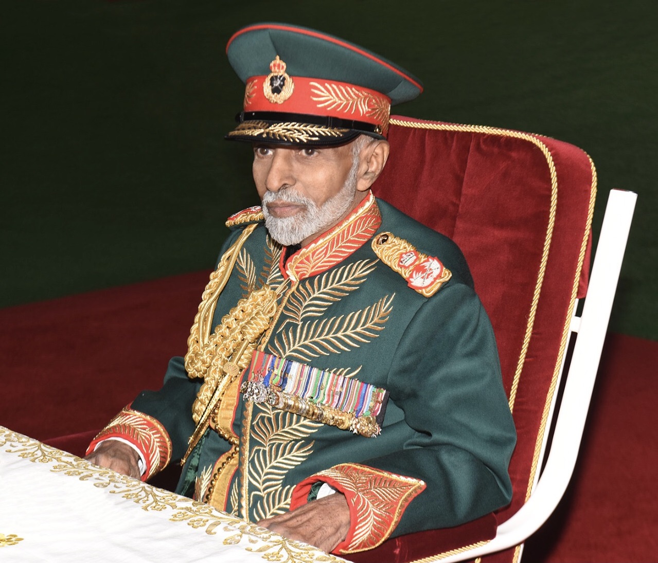 أحدث الصور للسلطان قابوس لعام 2017 السلطان قابوس 2017 Size:380.50 Kb Dim: 1279 x 1095 Size: Kb Dim: x