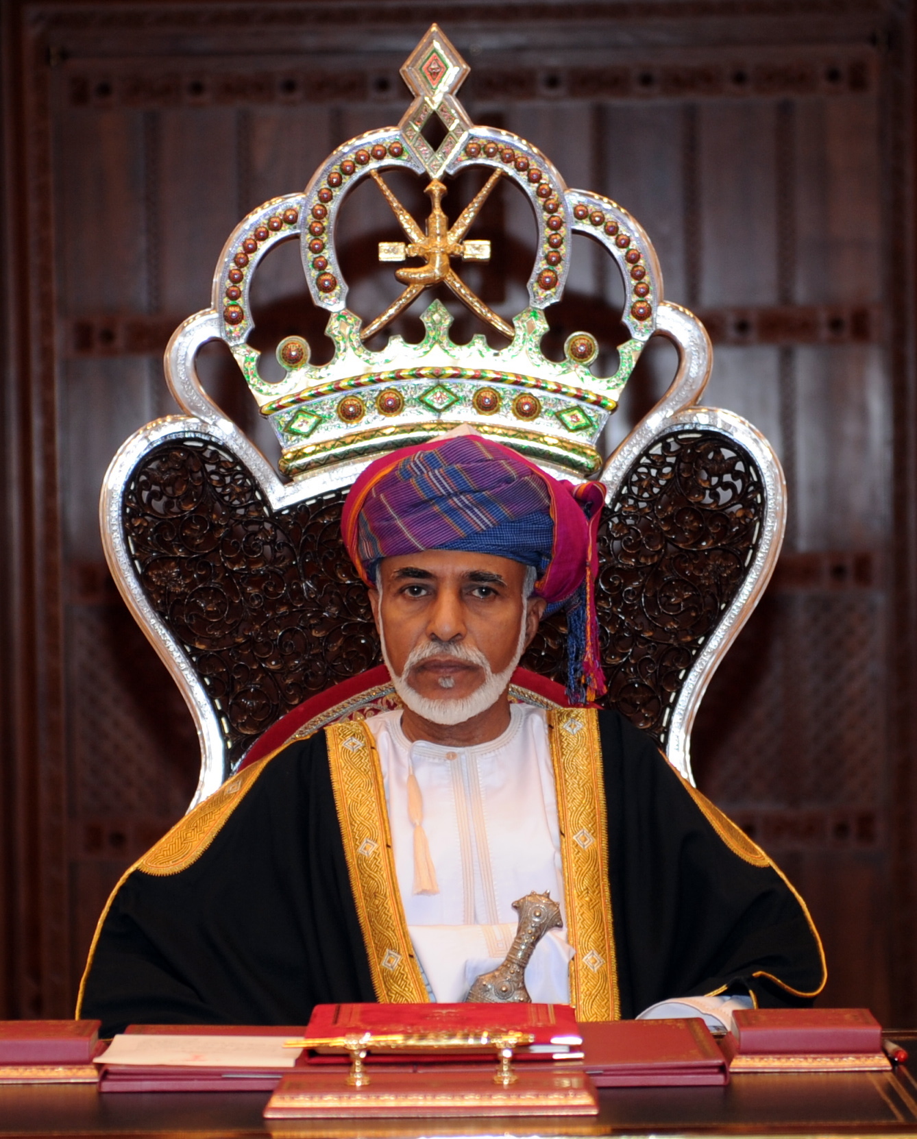 صور السلطان قابوس بجودة عالية HD صور السلطان قابوس بجودة عالية HD Size:865.99 Kb Dim: 1338 x 1662 Size: Kb Dim: x