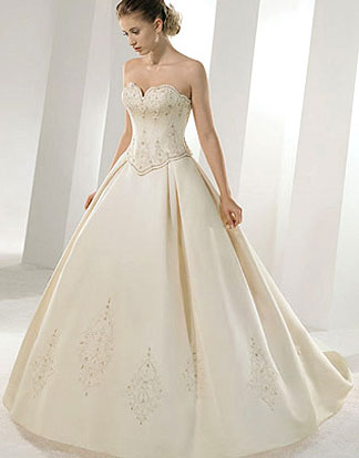 فساتين زفاف فستان زفاف رقم 2 Size:19.10 Kb Dim: 324 x 414 Size: Kb Dim: x