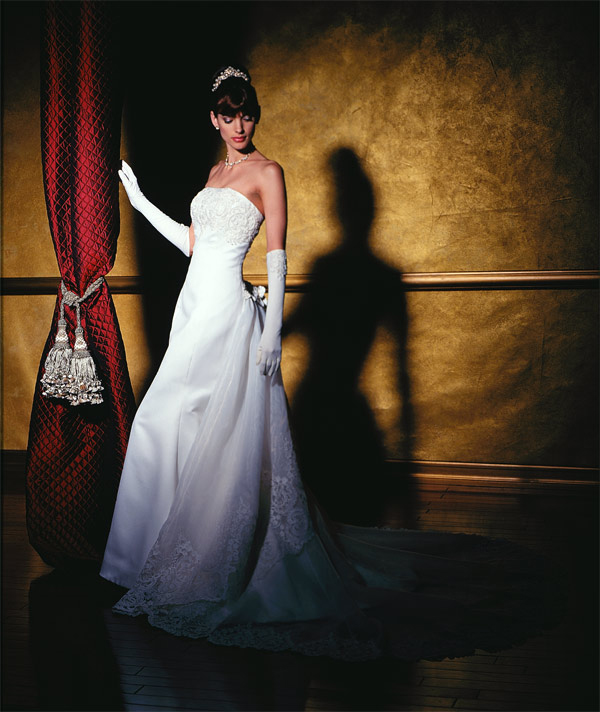 فساتين زفاف فستان زفاف رقم23 Size:171.30 Kb Dim: 600 x 712 Size: Kb Dim: x