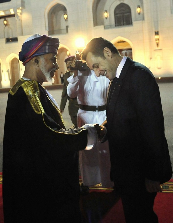 صور متنوعة ومميزة لجلالته السلطان قابوس المعظم Size:90.40 Kb Dim: 610 x 785 Size: Kb Dim: x