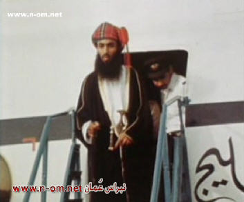صور متنوعة ومميزة لجلالته السلطان قابوس7 Size:16.00 Kb Dim: 353 x 293 Size: Kb Dim: x