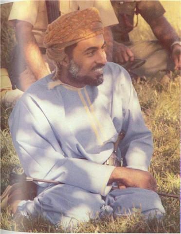 صور متنوعة ومميزة لجلالته السلطان قابوس Size:80.70 Kb Dim: 372 x 480 Size: Kb Dim: x
