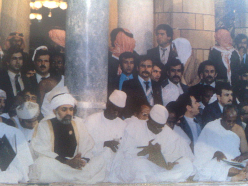 صور متنوعة ومميزة لجلالته السلطان قابوس Sultan Qaboos Size:103.30 Kb Dim: 800 x 600 Size: Kb Dim: x