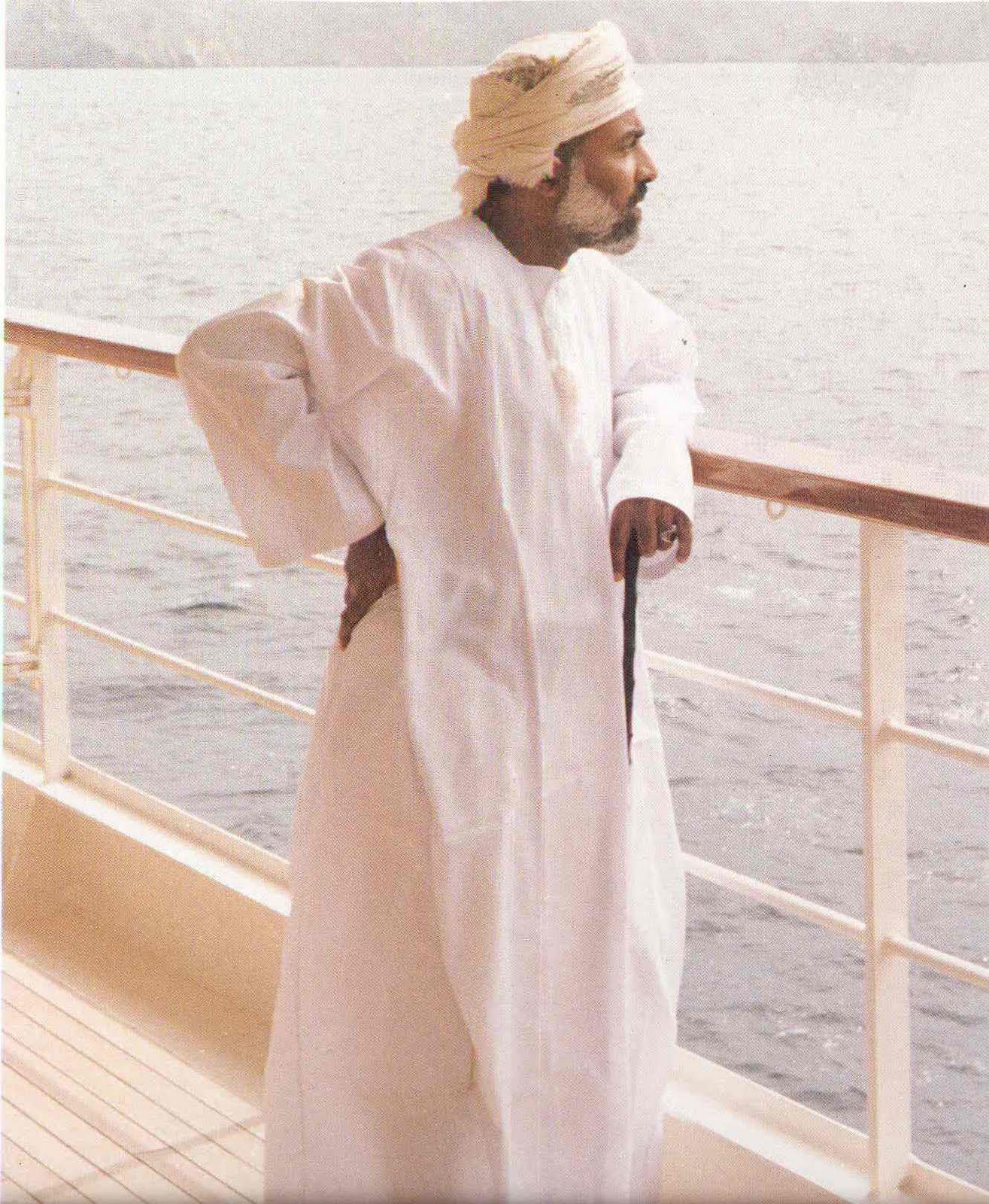 صور متنوعة ومميزة لجلالته السلطان قابوس Sultan Qaboos Size:412.00 Kb Dim: 1315 x 1600 Size: Kb Dim: x