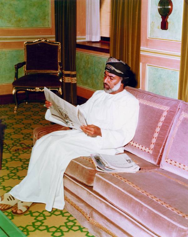 صور متنوعة ومميزة لجلالته السلطان قابوس Sultan Qaboos Size:65.10 Kb Dim: 600 x 756 Size: Kb Dim: x