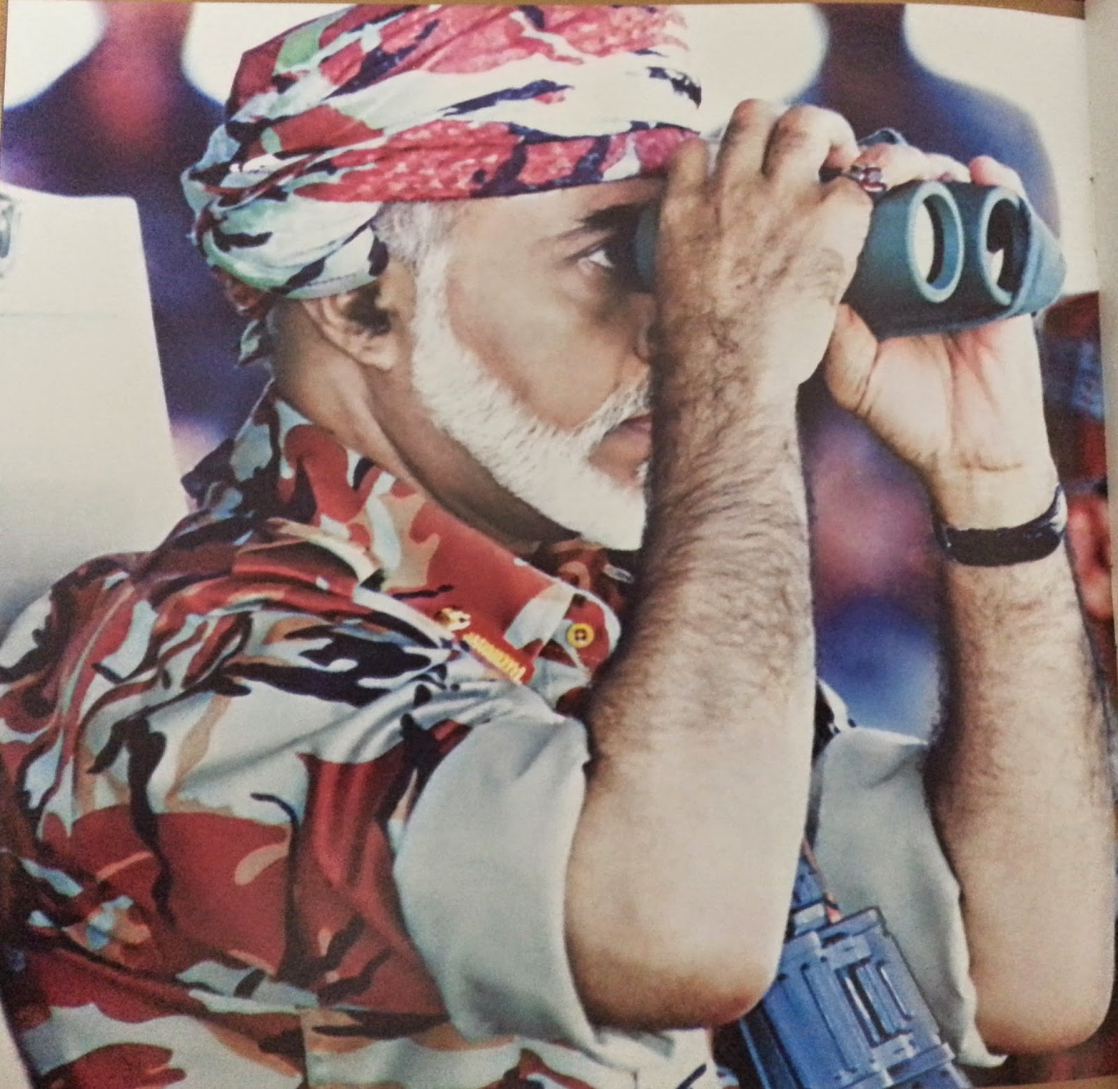 صور متنوعة ومميزة لجلالته السلطان قابوس Sultan Qaboos Size:319.20 Kb Dim: 1600 x 1559 Size: Kb Dim: x