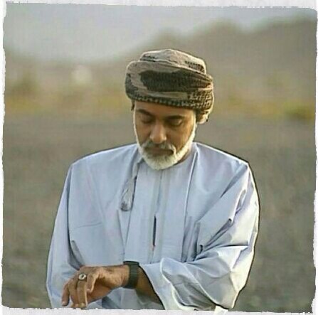 صور متنوعة ومميزة لجلالته السلطان قابوس Size:47.90 Kb Dim: 447 x 443 Size: Kb Dim: x